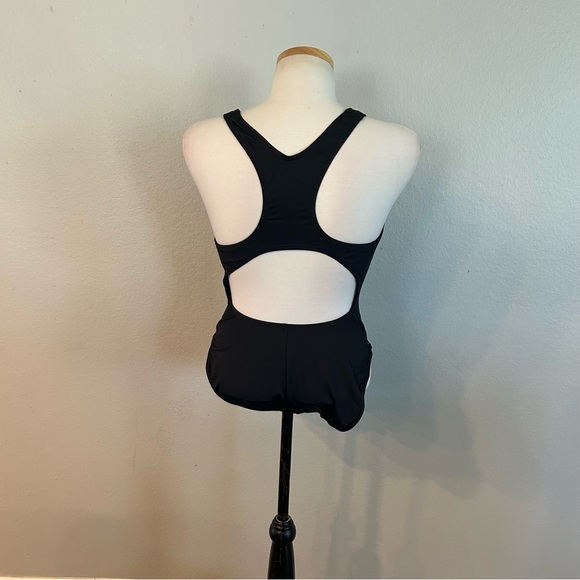 Dolfin One Piece Swimsuit Size 38 (8) - Picture 5 of 11